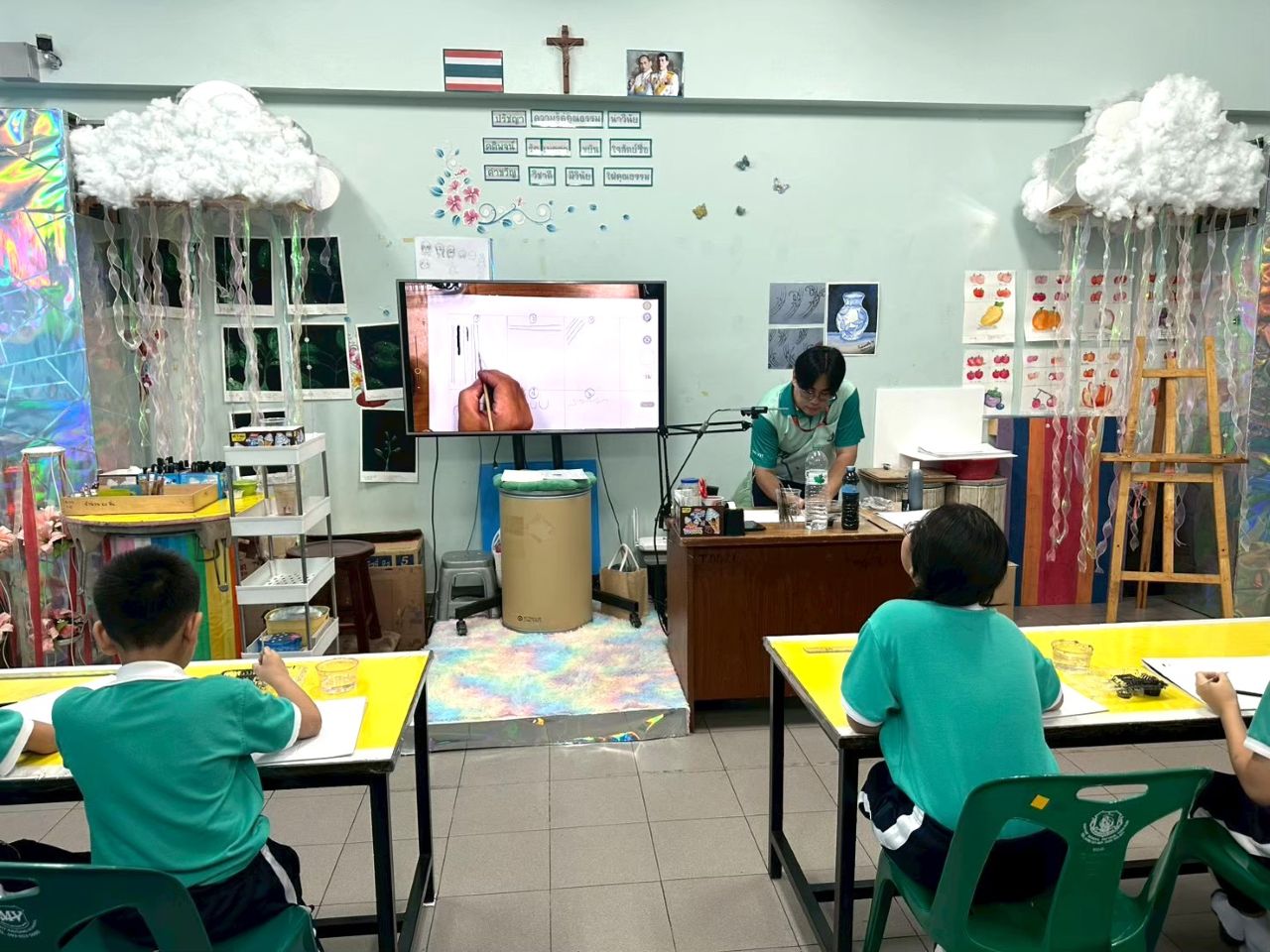 Art-Room-12.jpg