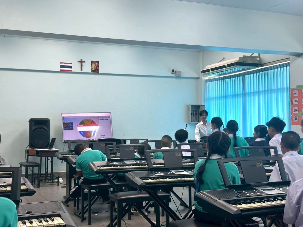 Keyboard-Room-7.jpg