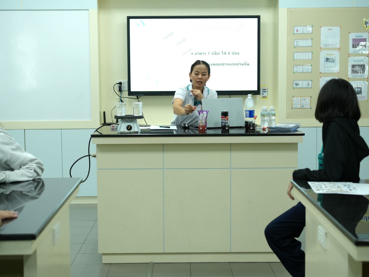 Primary-Science-Room-18.jpg