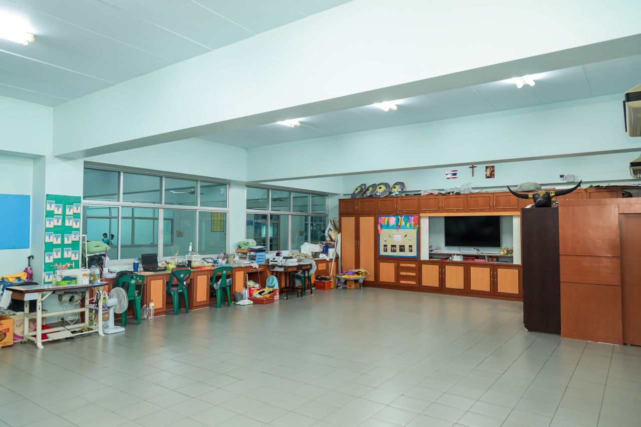 Thai-dance-Room-5.jpg