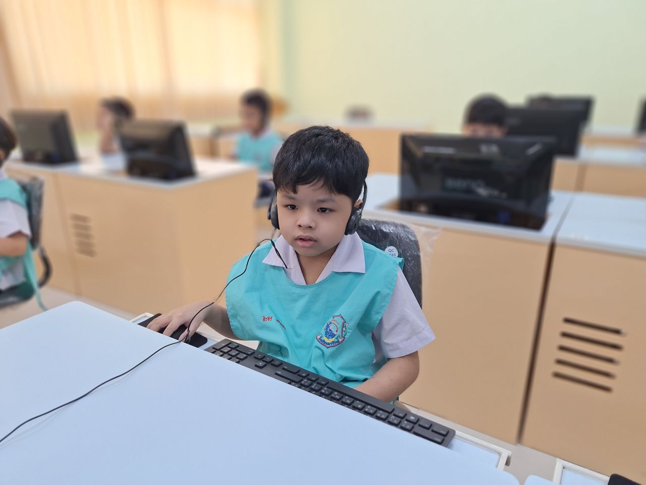 Mary-Computer-Room-5.jpg