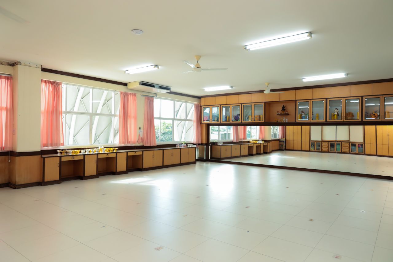 Mary-Thai-Dance-Room-2.jpg