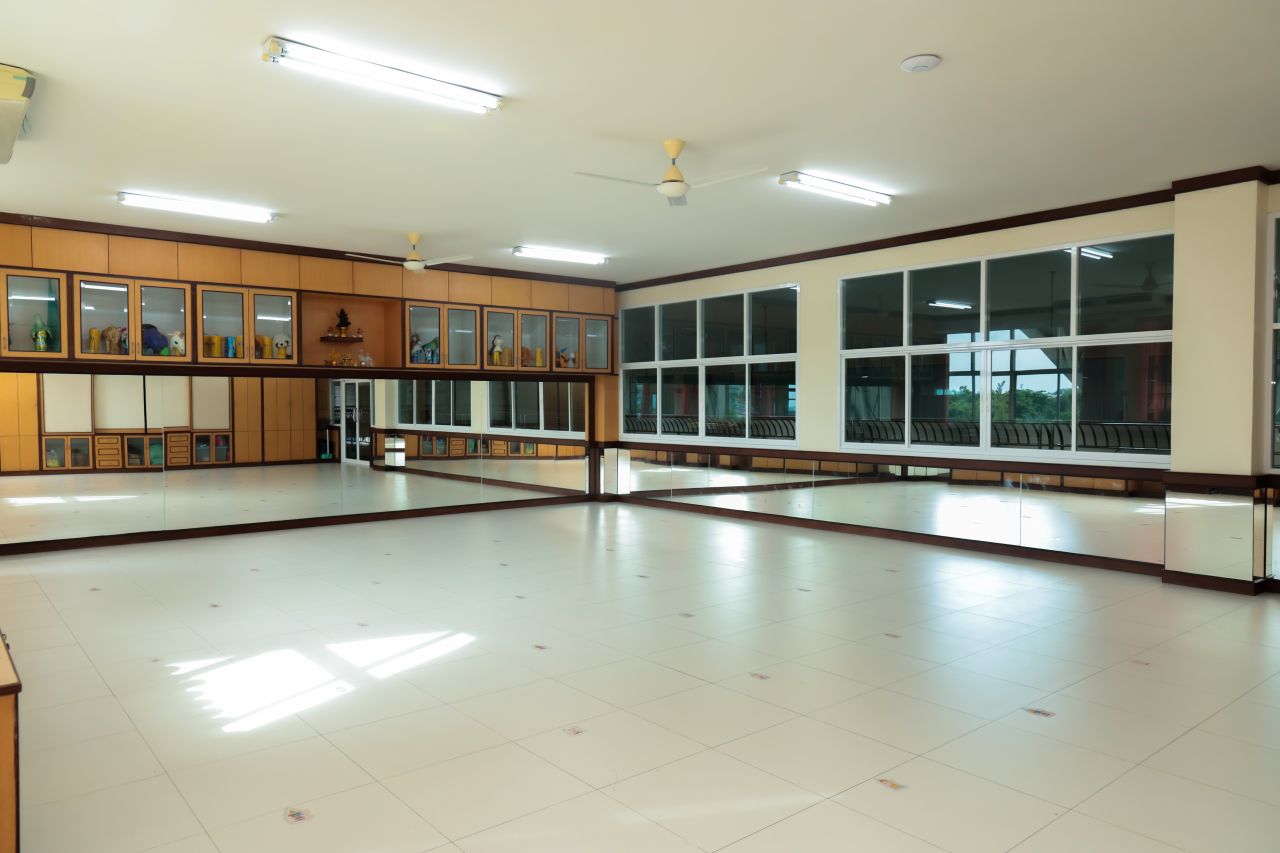 Mary-Thai-Dance-Room-3.jpg