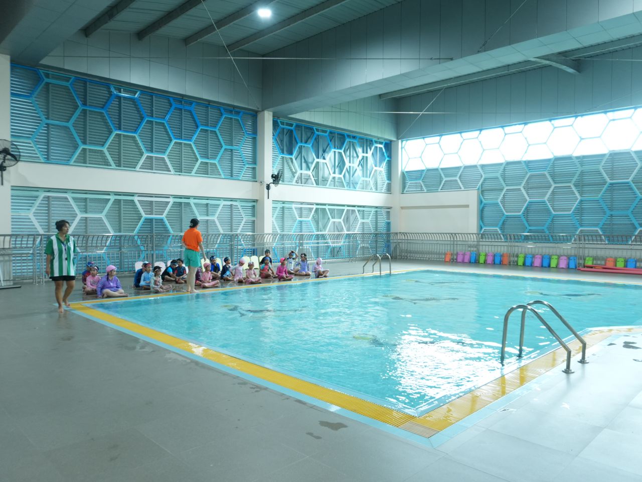 Mary-swimming-pool-3.jpg