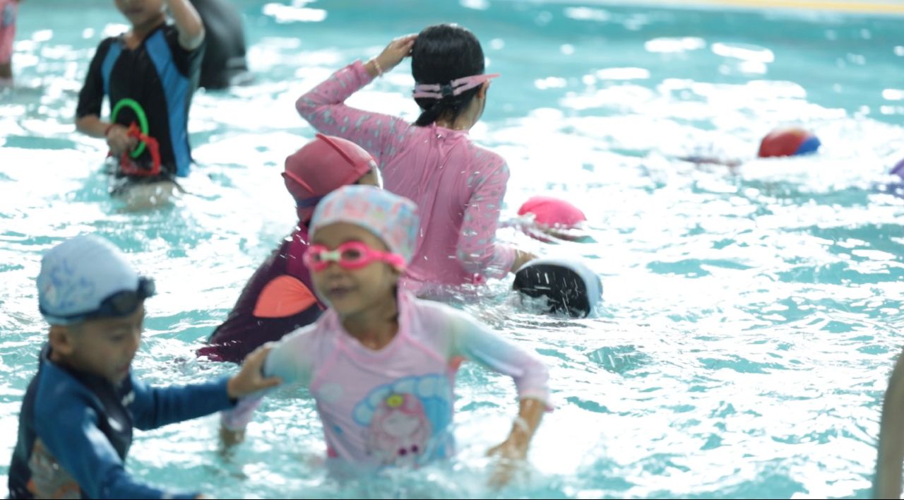 Mary-swimming-pool-4.jpg