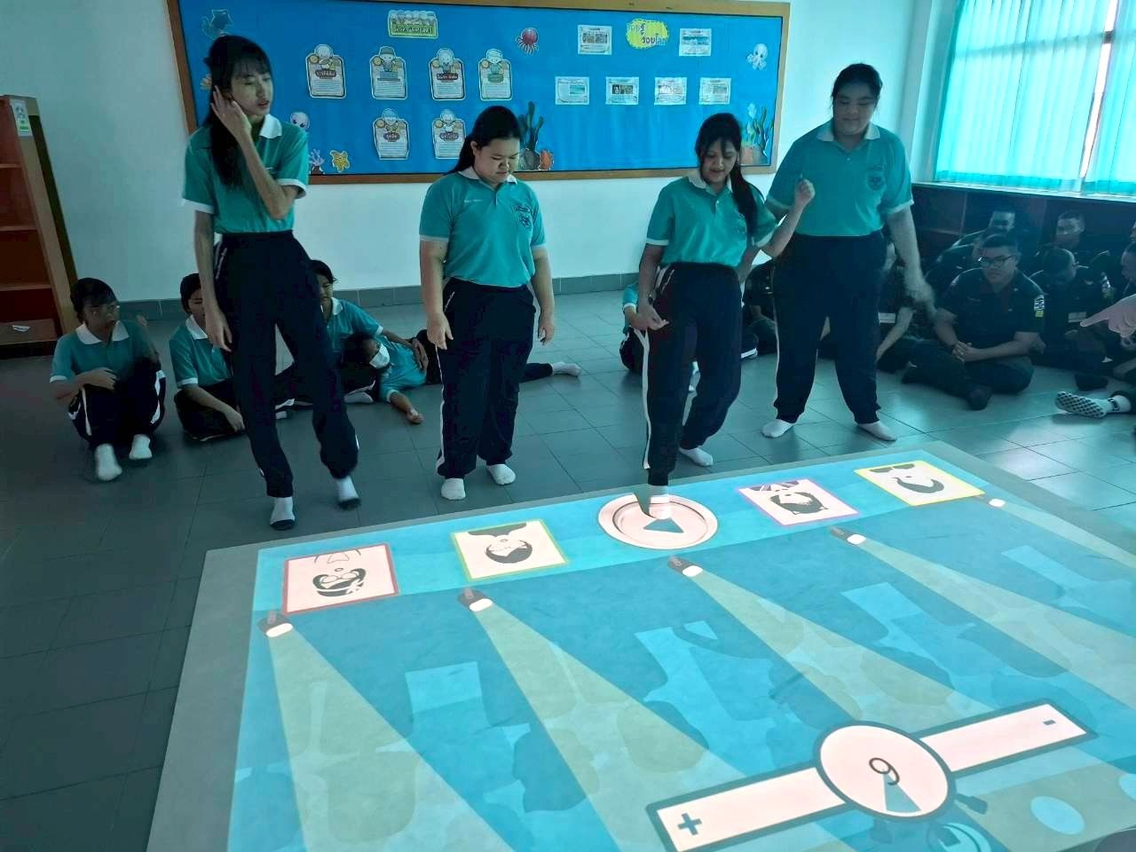 Michael-Activity-Room-13.jpg