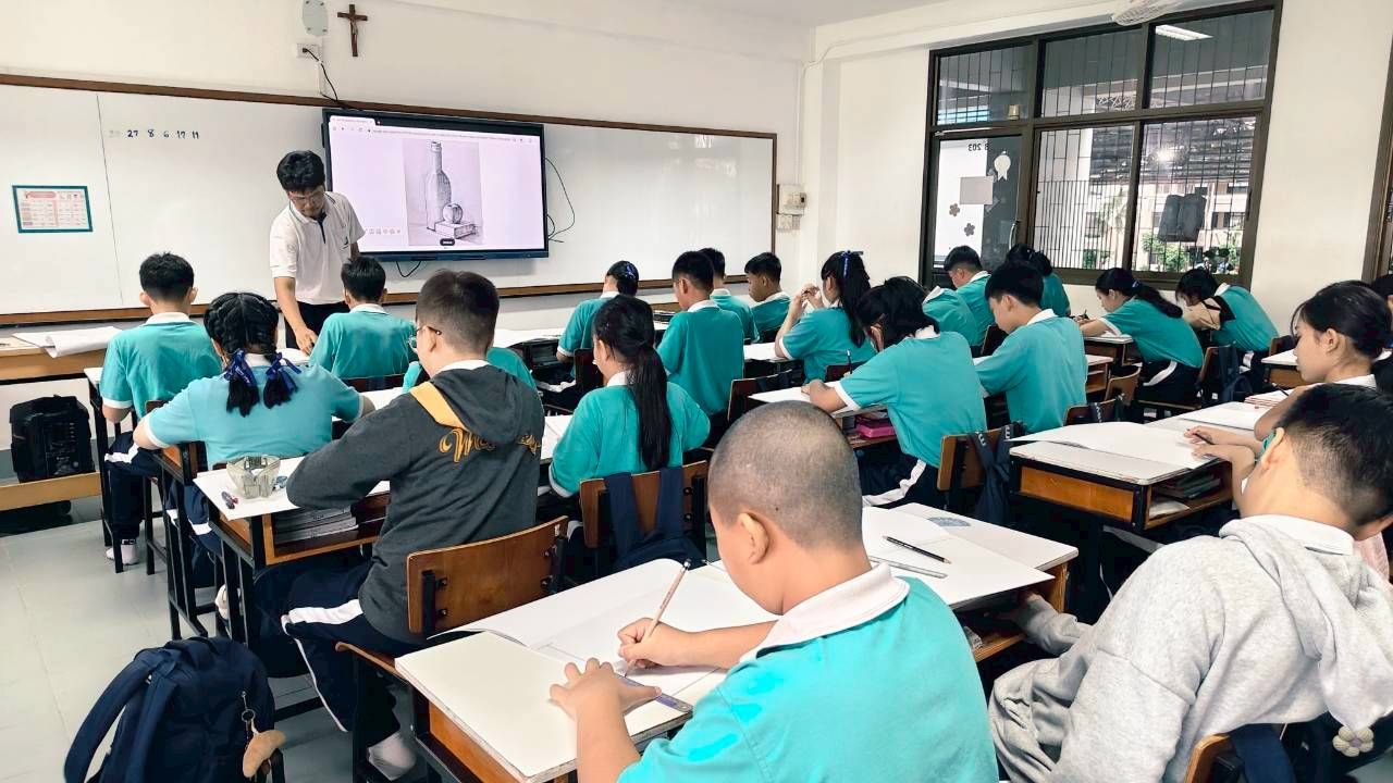 Michael-classroom-14.jpg