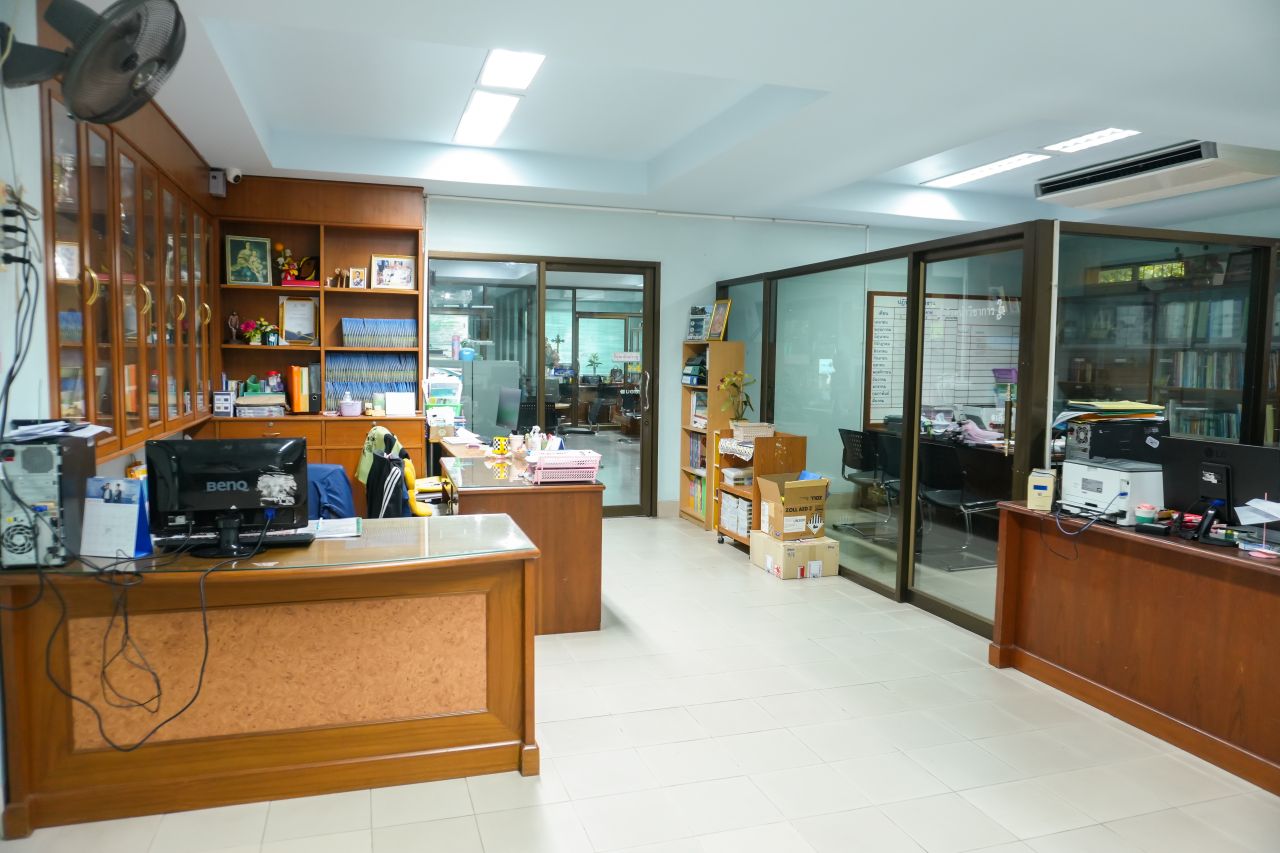 Peter-Academic-Affairs-Office-3.jpg