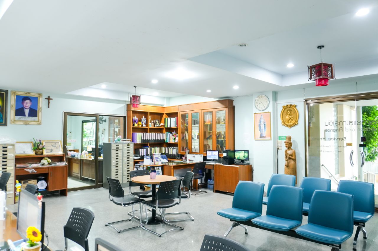 Peter-Administration-Office-3.jpg