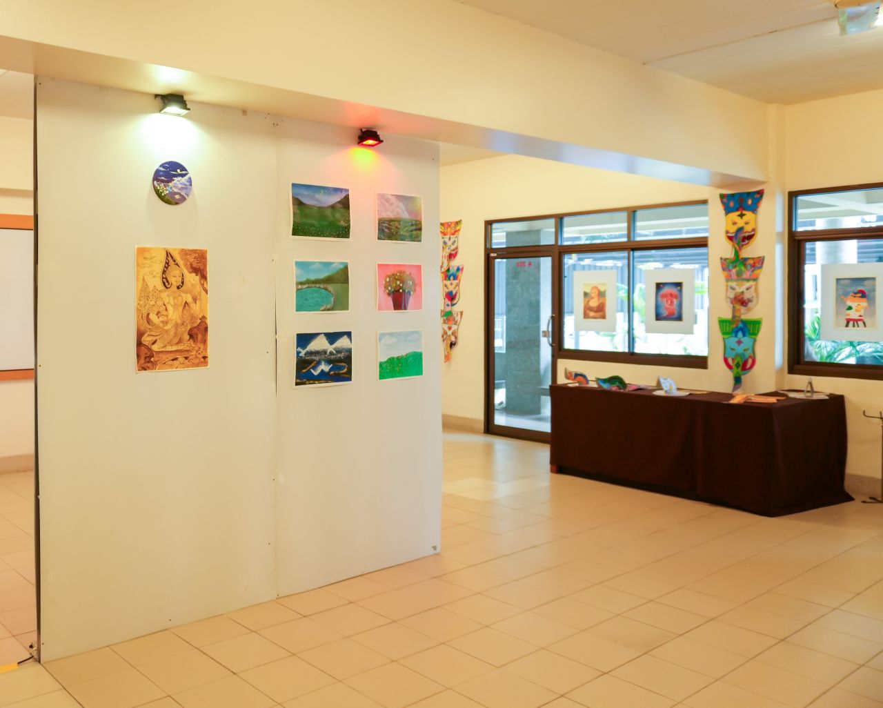 Peter-Art-Gallery-5.jpg