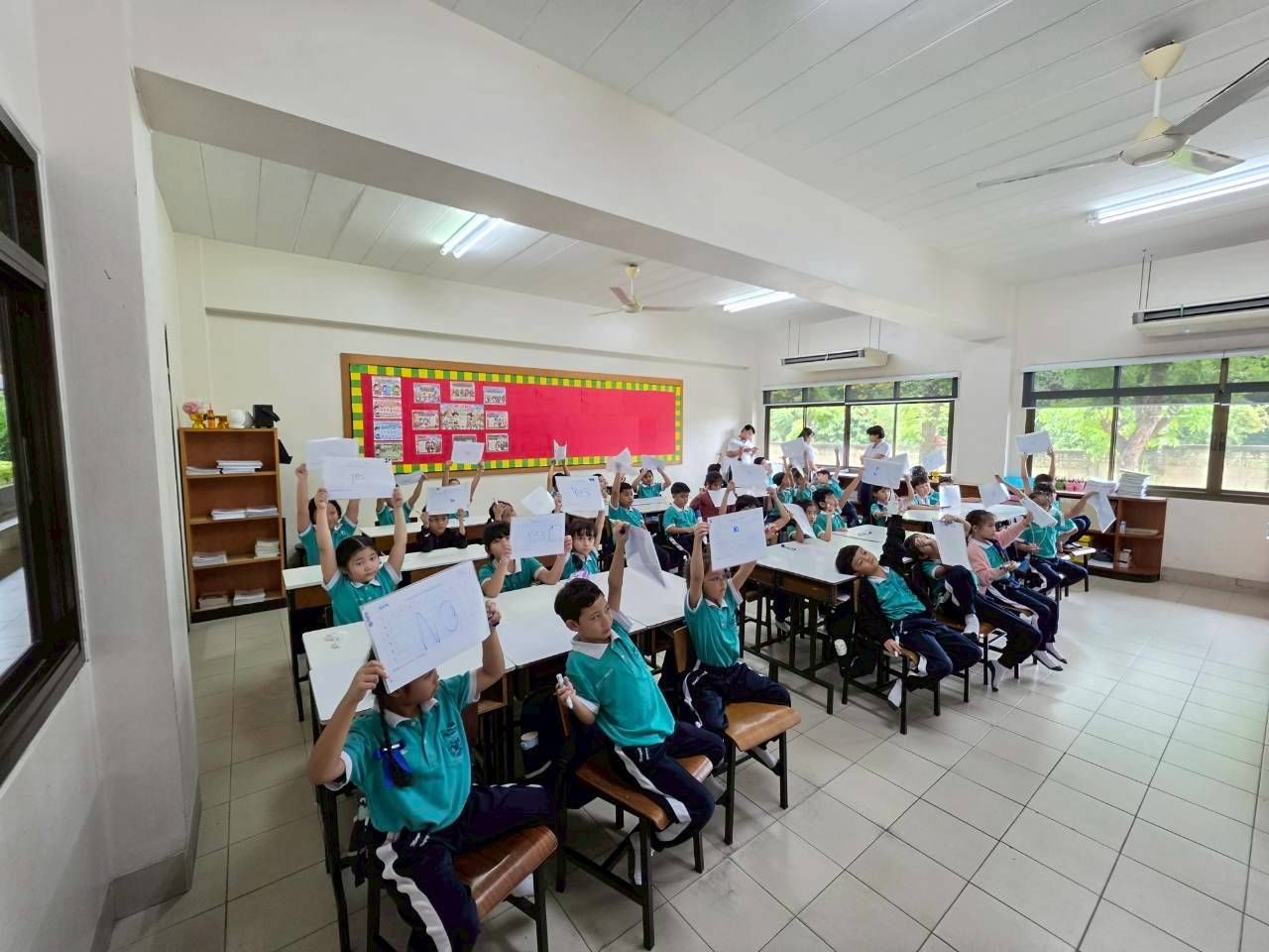Peter-Classroom-21.jpg