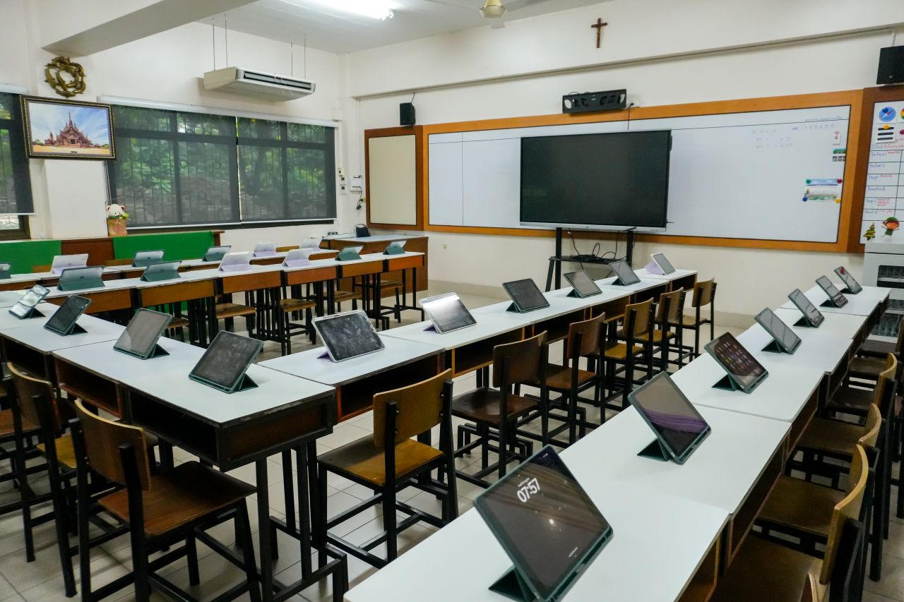 Peter-I-pad-Room-2.jpg