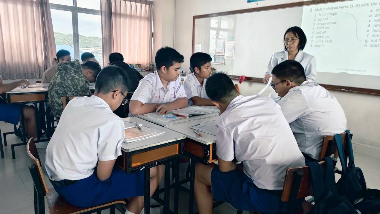 Stephen-Classroom-11.jpg