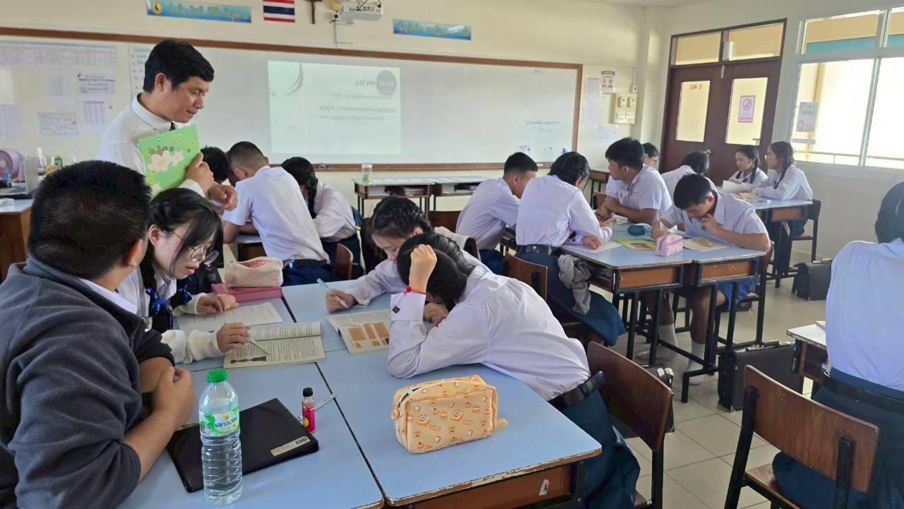 Stephen-Classroom-13.jpg