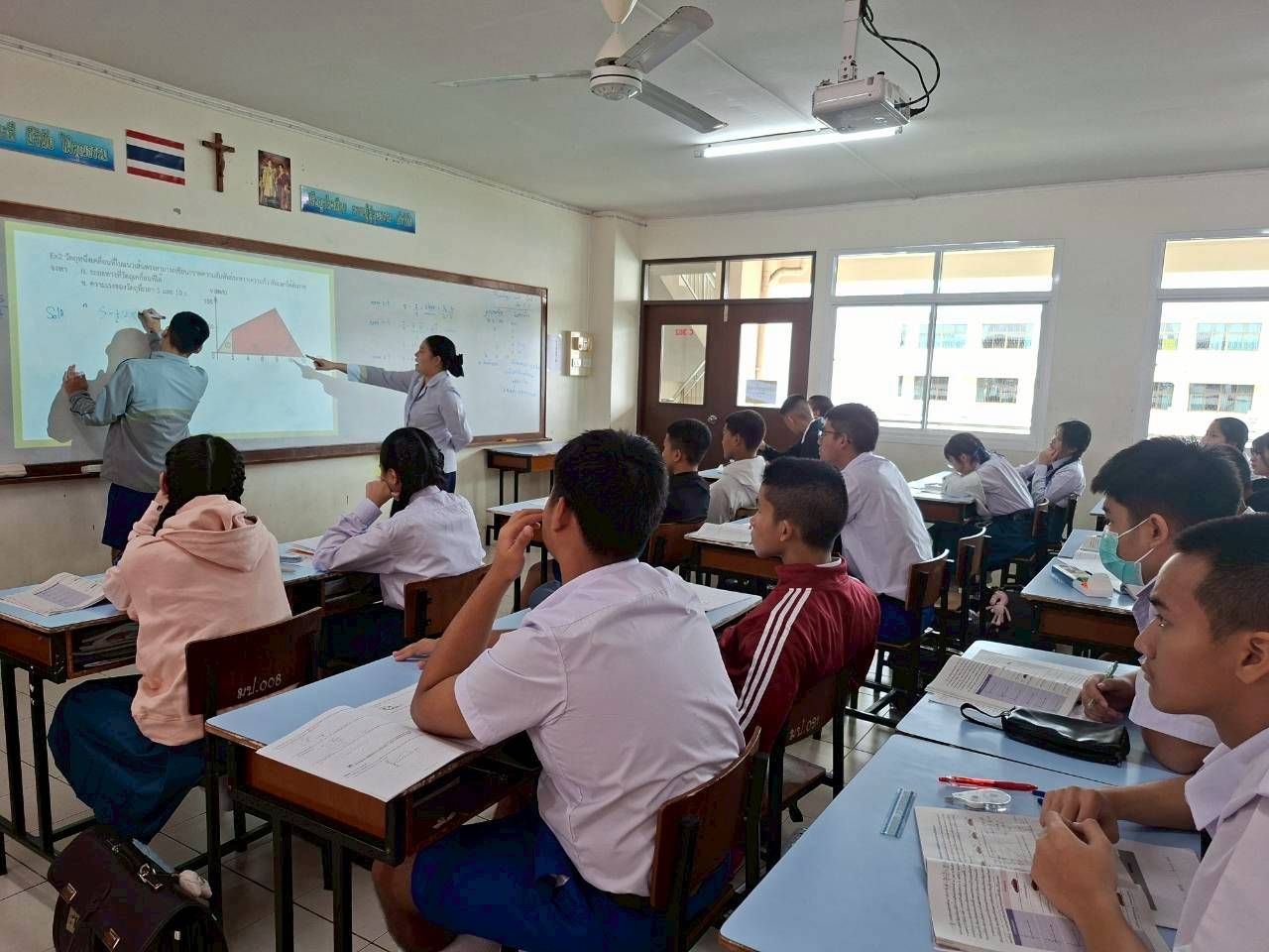 Stephen-Classroom-15.jpg
