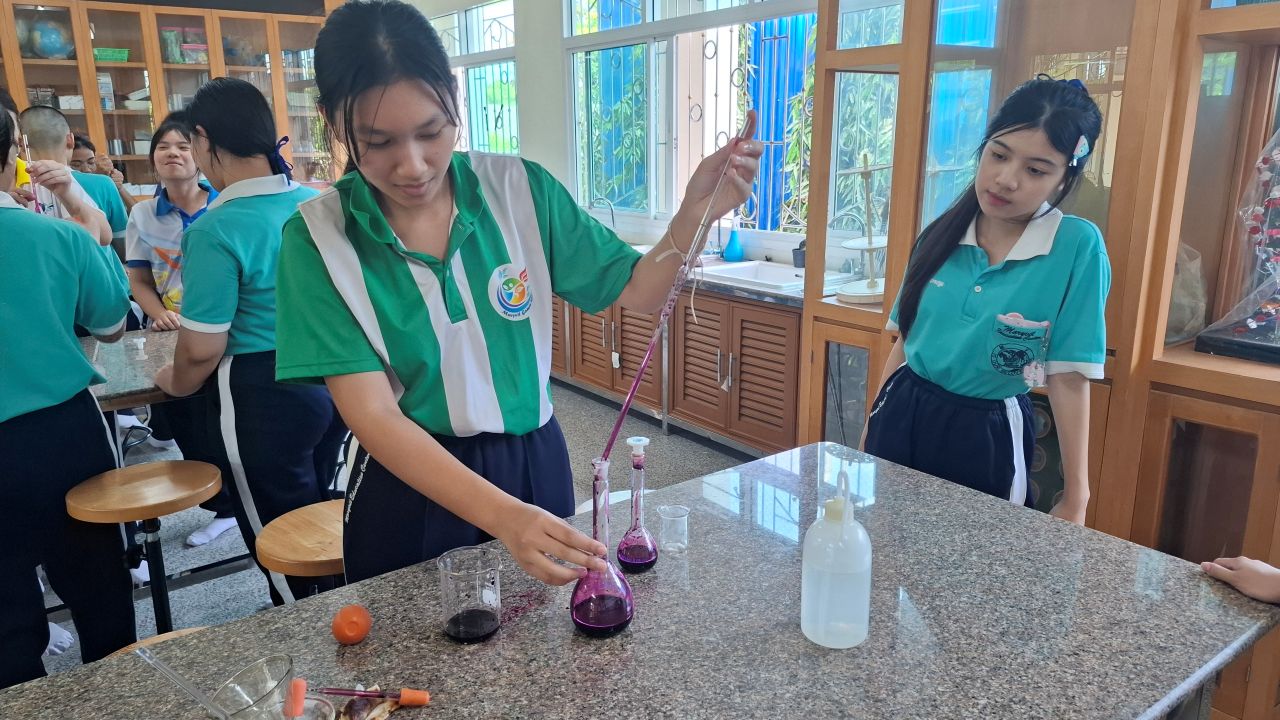 Stephen-Science-Lab-14.jpg