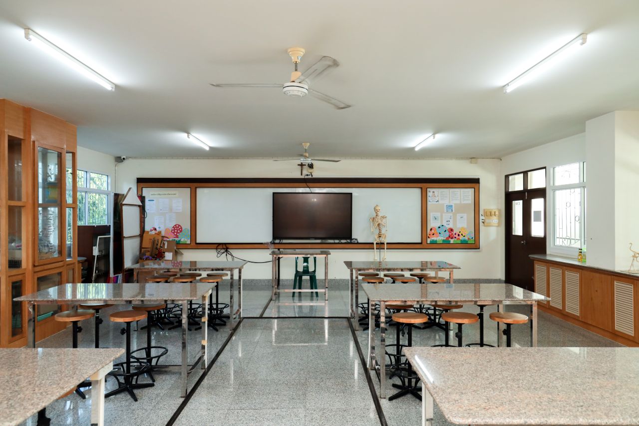 Stephen-Science-Lab-4.jpg