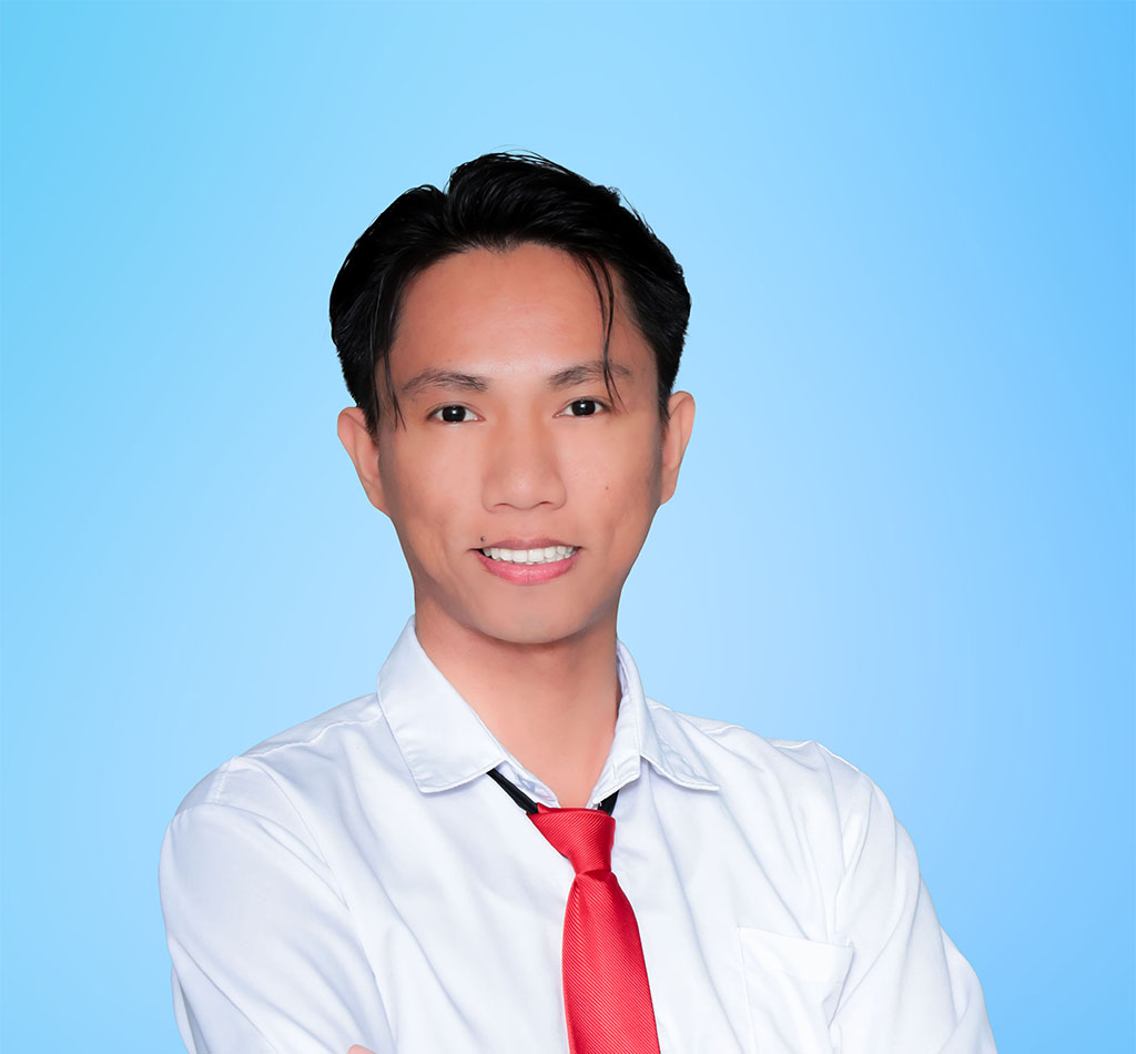 Faculty Member 528
